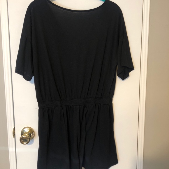 2 rompers, with pockets, black and white striped + black - Picture 4 of 4